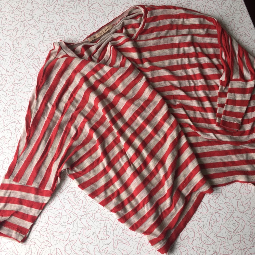Wide Crop Top with Half-Sleeves